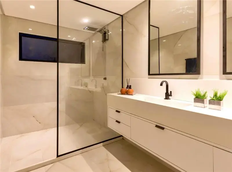 Shower Cubicles